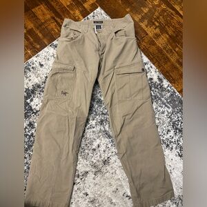 Arcteryx tan cargo pants